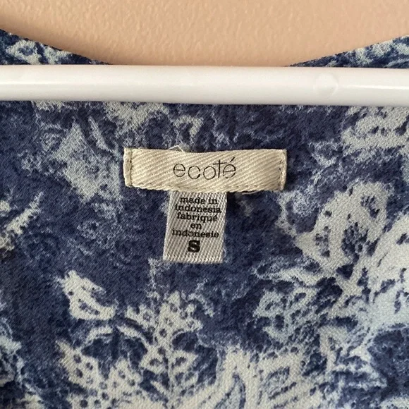 Ecote Blouse - Picture 3 of 8